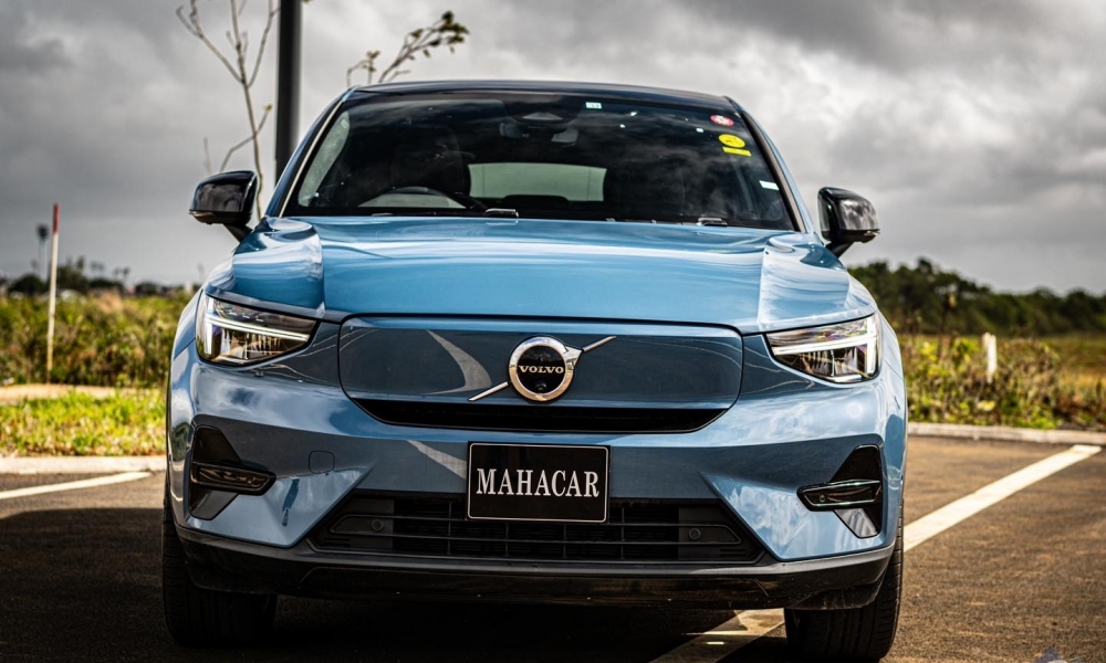 2022 VOLVO C40 photo 2