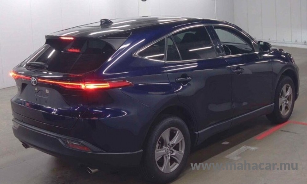 2023 Toyota Harrier photo 2