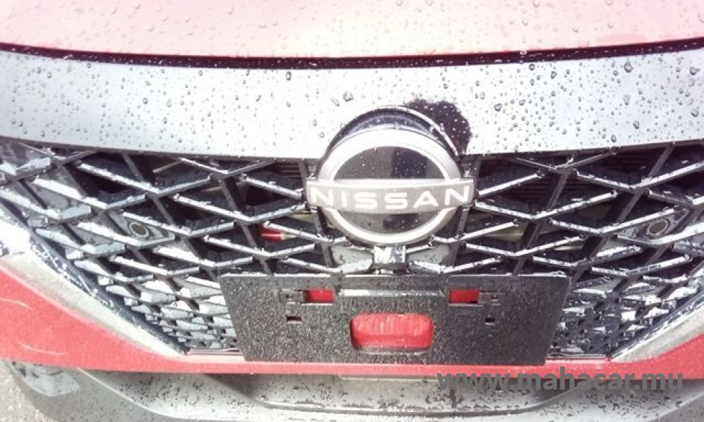 2021 Nissan NOTE E-POWER photo 9