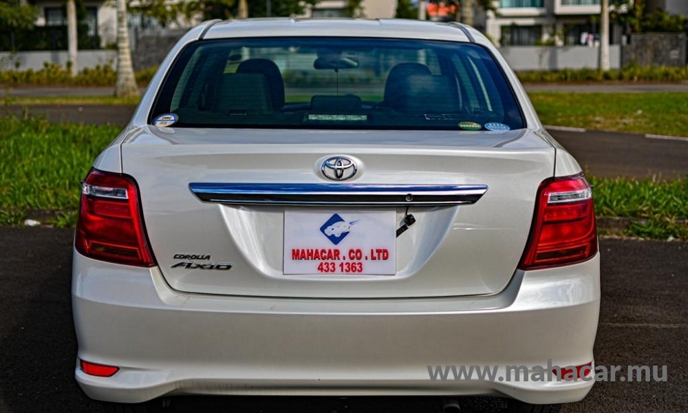 2019 Toyota Corolla Axio photo 11