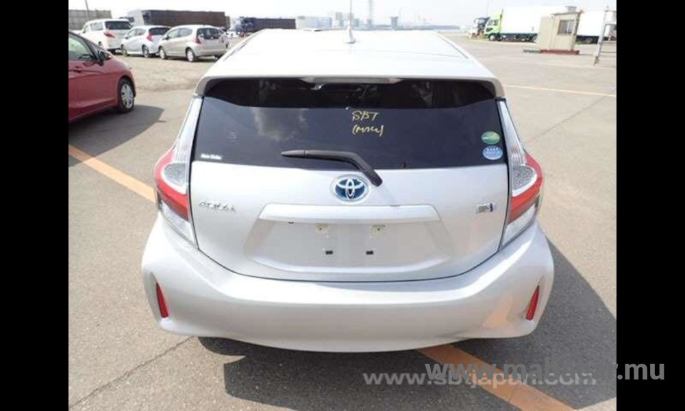 2018 Toyota AQUA photo 8
