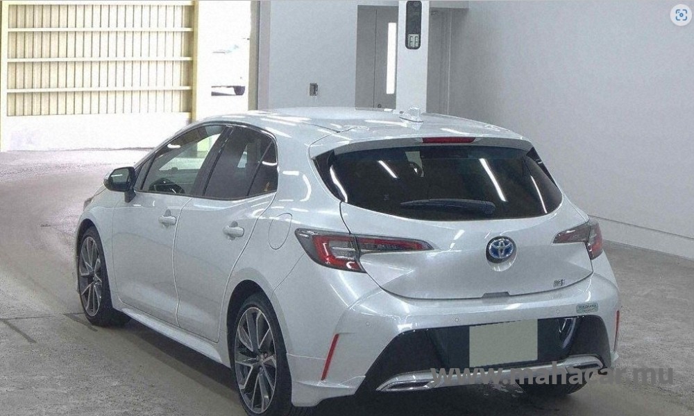2021 Toyota Corolla photo 3