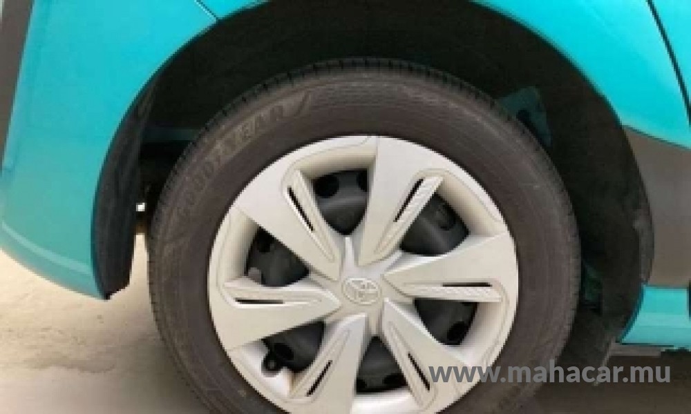 2021 Toyota Sienta photo 10