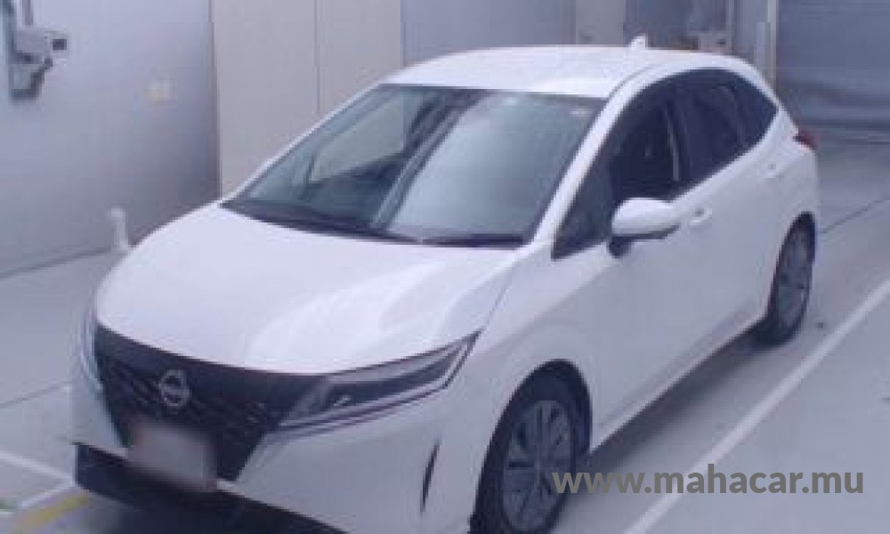2021 Nissan NOTE E-POWER, Pearl White