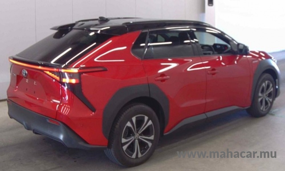 2022 Toyota BZ4X photo 4