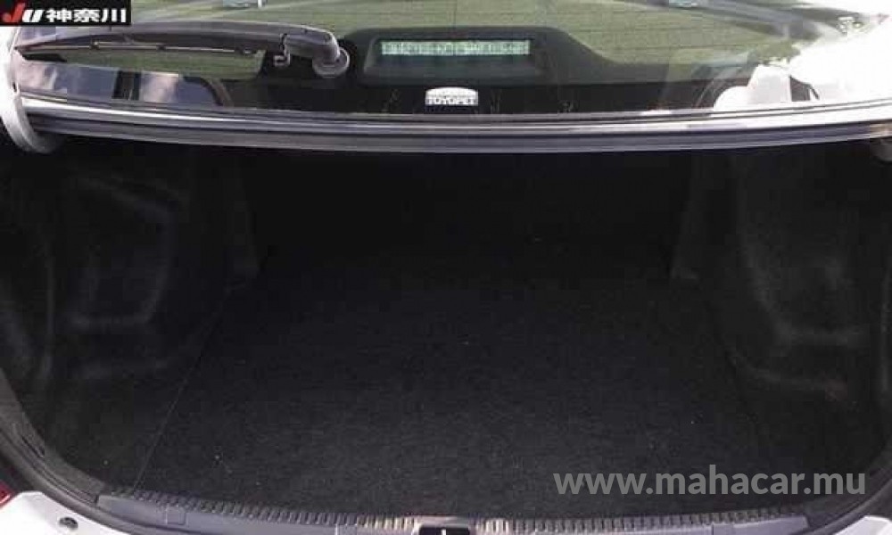 2021 Toyota Corolla Axio photo 10