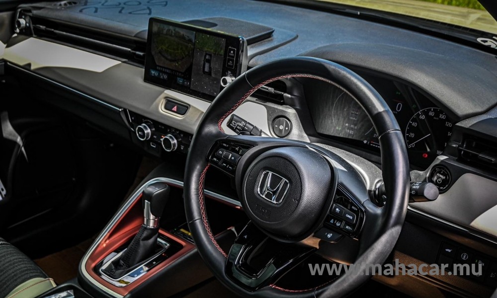 2021 Honda VEZEL HV photo 4