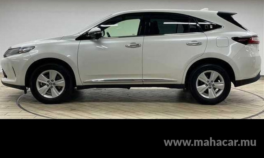 2020 Toyota Harrier photo 6
