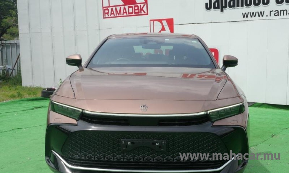 2022 Toyota Crown photo 5