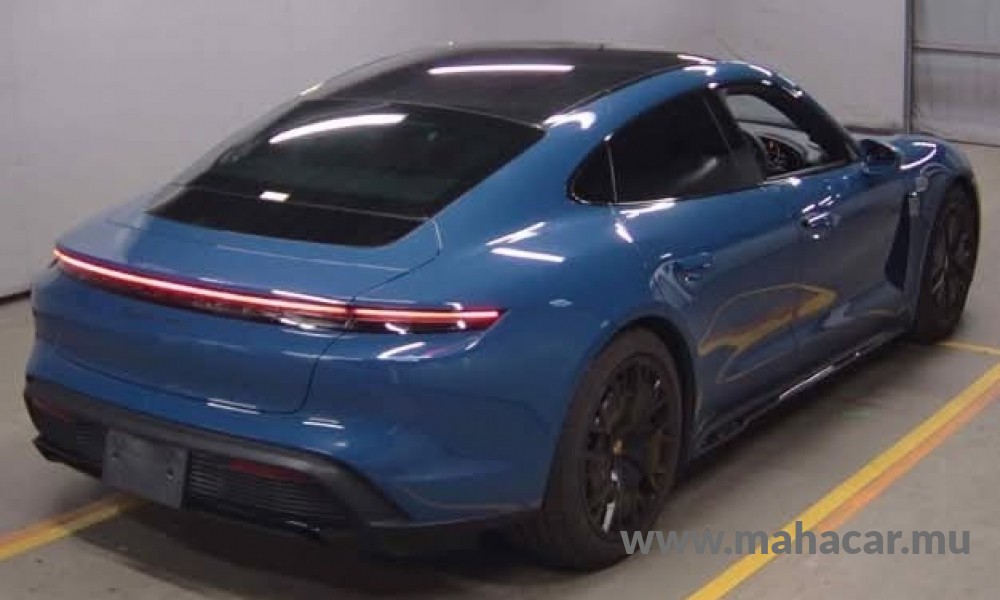 2022 Porsche TAYCAN GTS photo 4
