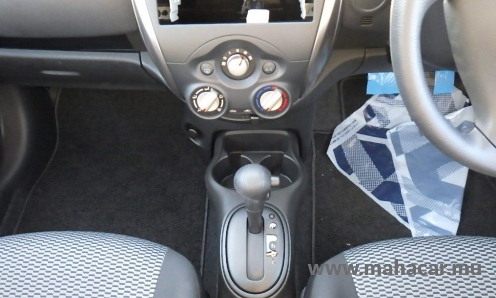 2022 Nissan March photo 10