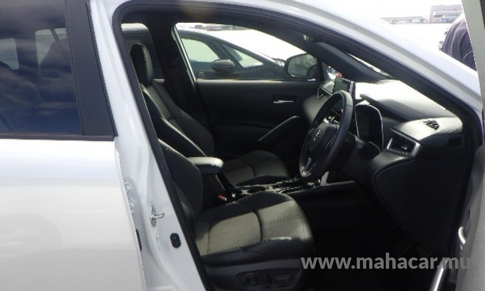2023 Toyota COROLLA CROSS photo 8