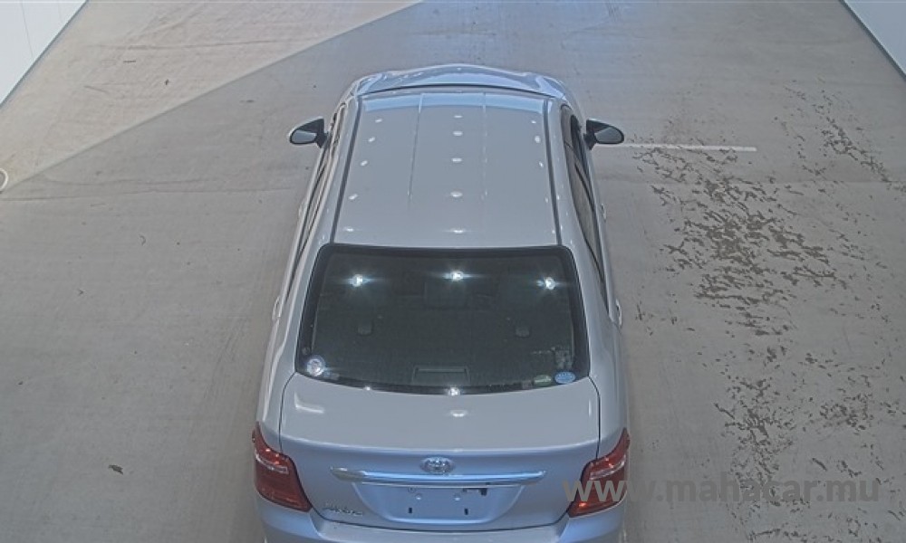 2019 Toyota Corolla Axio photo 3