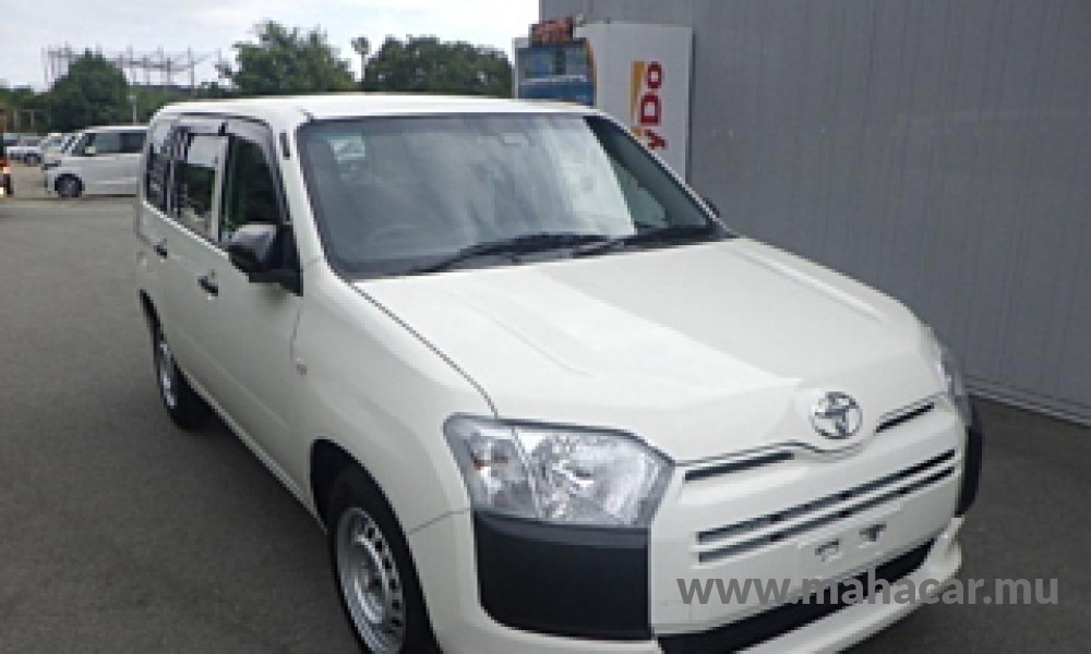2022 Toyota PROBOX, White