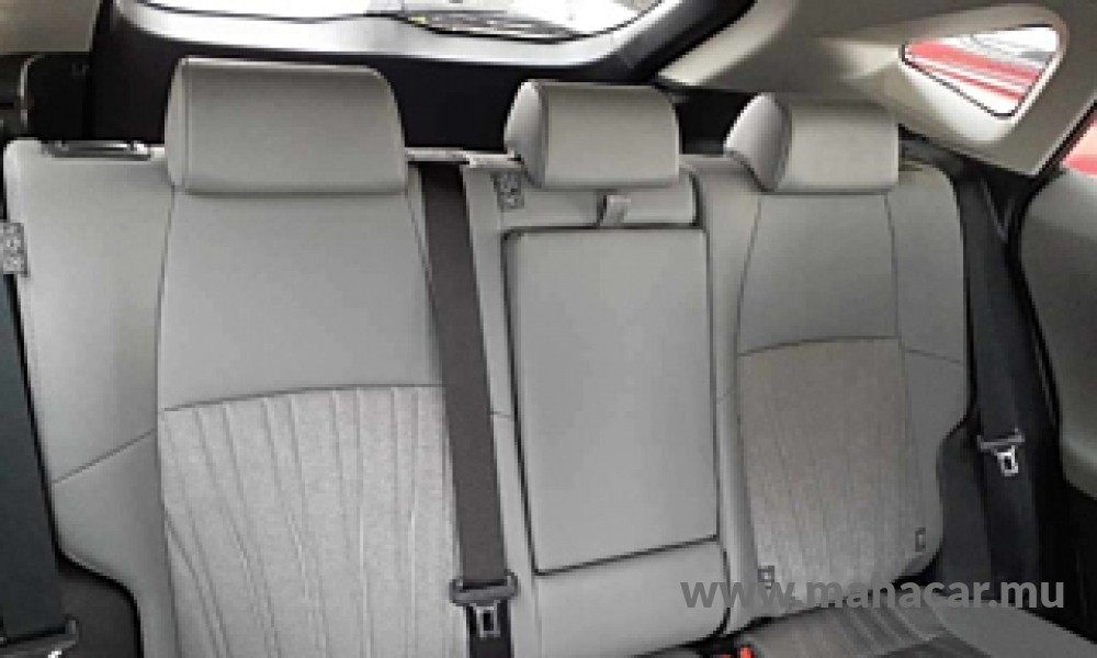 2023 Toyota Harrier photo 10