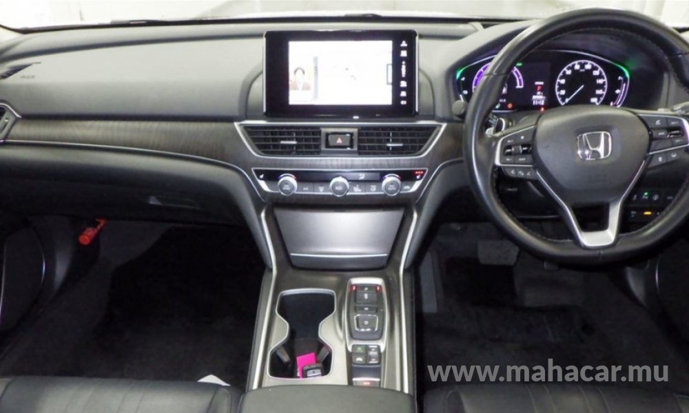 2020 Honda Accord photo 4