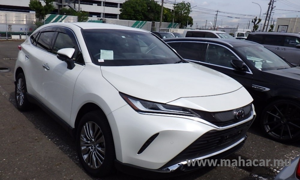 2022 Toyota Harrier photo 3
