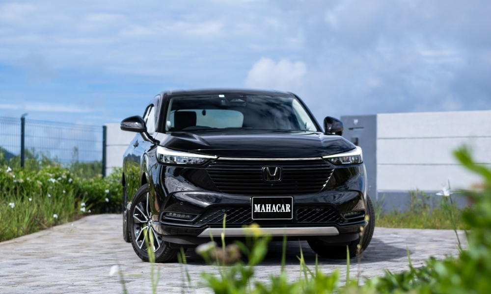 2021 Honda VEZEL HV, Black