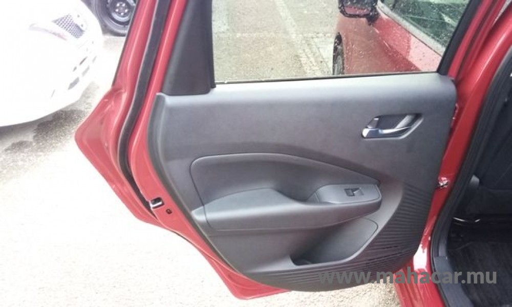 2021 Nissan NOTE E-POWER photo 16