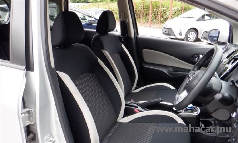 2019 Nissan NOTE E-POWER photo 15