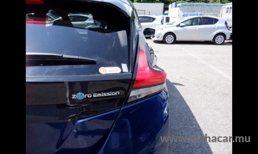 2020 Nissan Leaf X-V photo 13