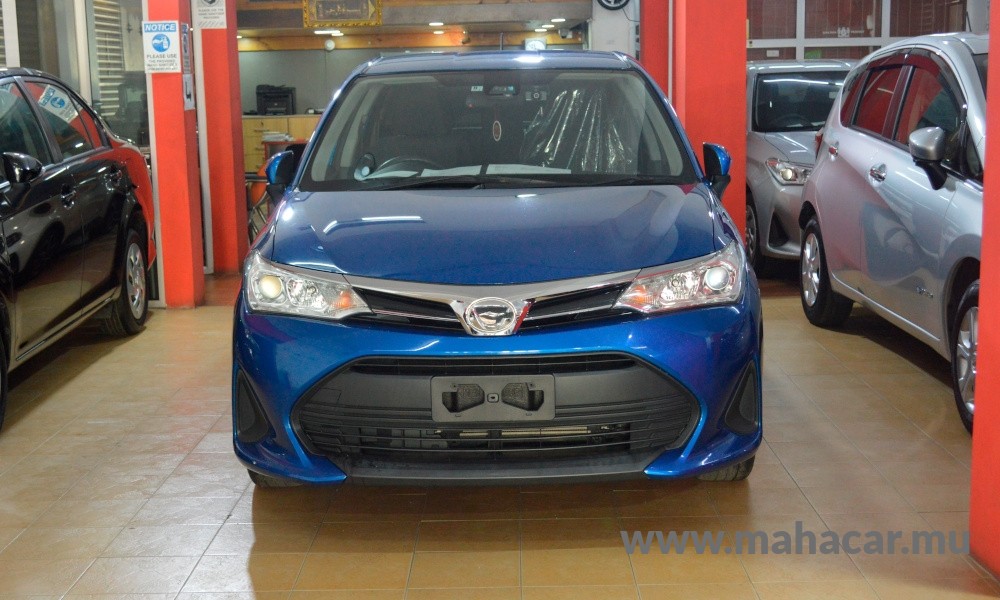 2018 Toyota Corolla Fielder, Blue
