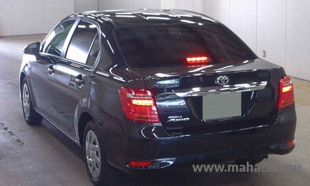 2021 Toyota Corolla Axio photo 6
