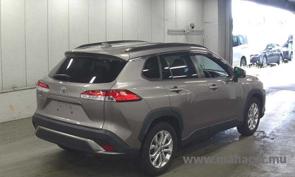 2022 Toyota COROLLA CROSS photo 2