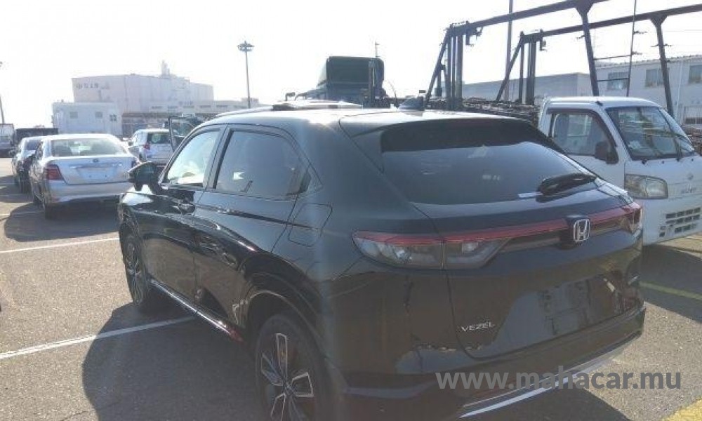 2021 Honda VEZEL Z HYBRID photo 2