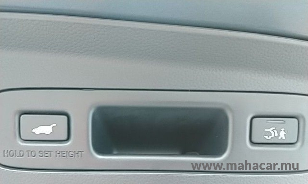 2022 Honda VEZEL HV e:PLAY photo 14