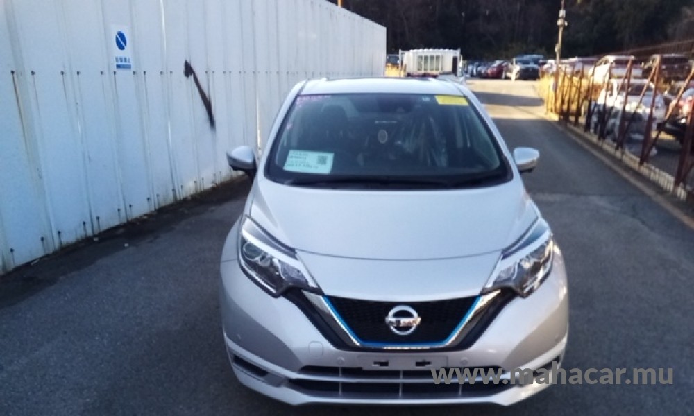 2020 Nissan NOTE E-POWER, Silver