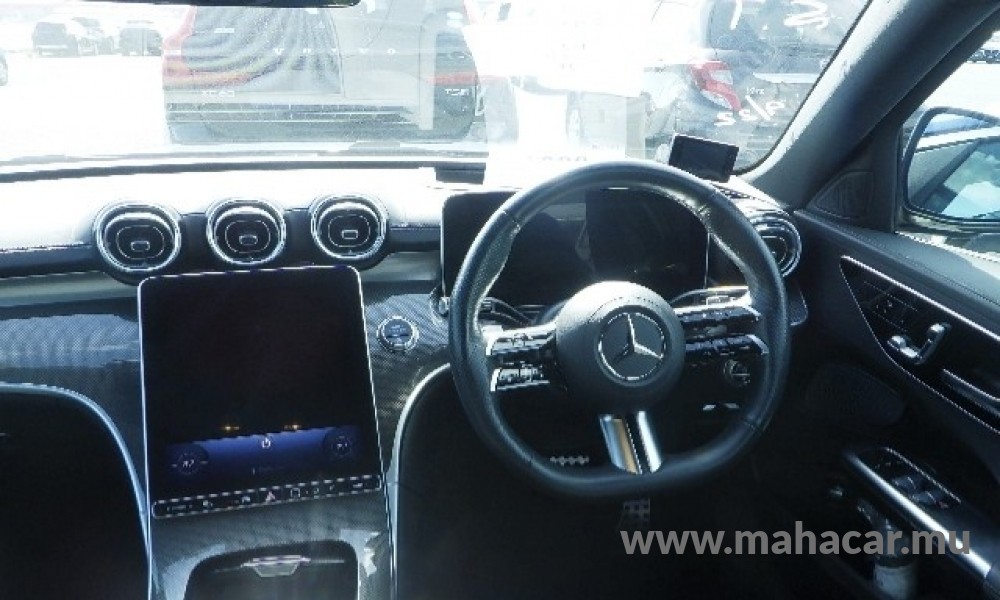 2023 Mercedes C200, Blue