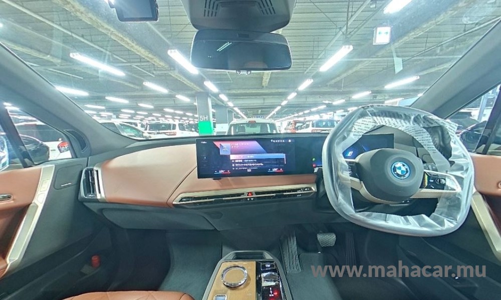 2022 BMW iX photo 4