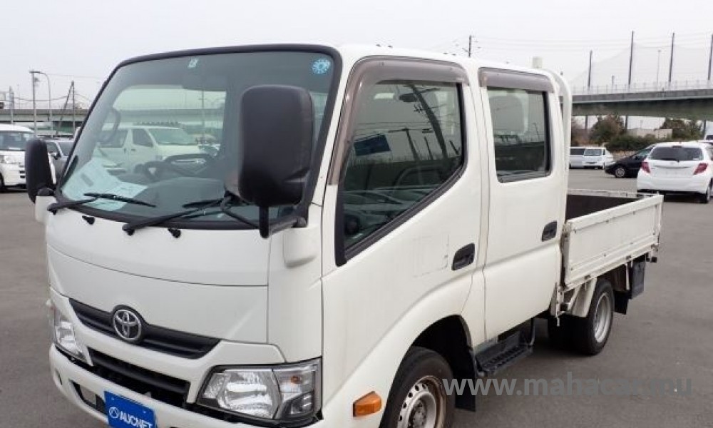 2018 Toyota TOYOACE, White