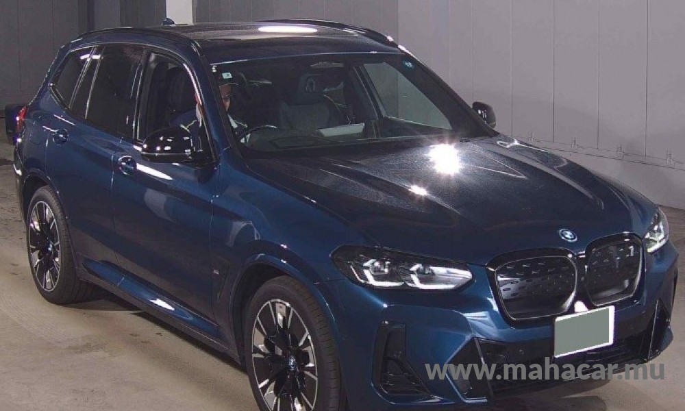 2023 BMW iX3 photo 2