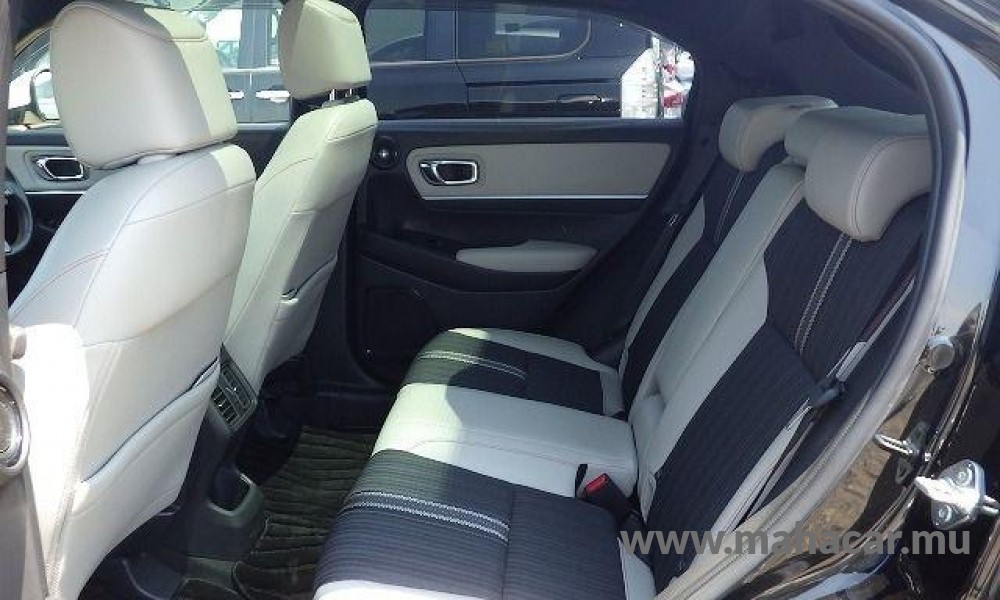 2021 Honda VEZEL HV e:PLAY photo 7