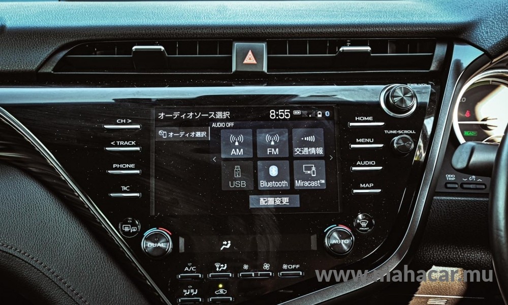 2020 Toyota Camry photo 6