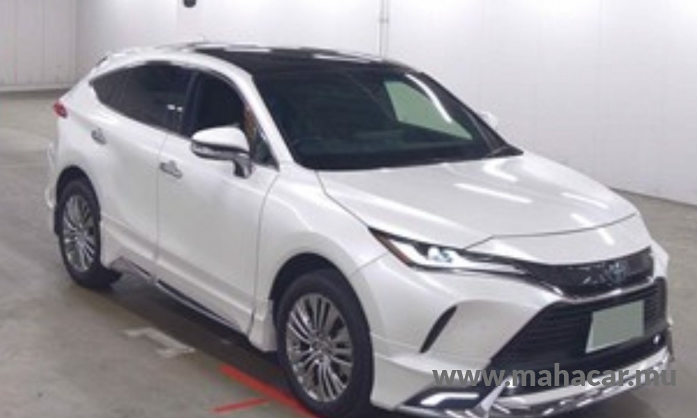 2021 Toyota Harrier photo 2