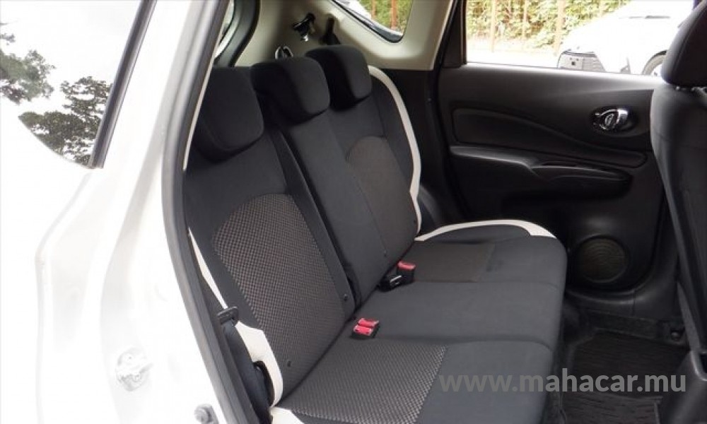 2019 Nissan NOTE E-POWER photo 17