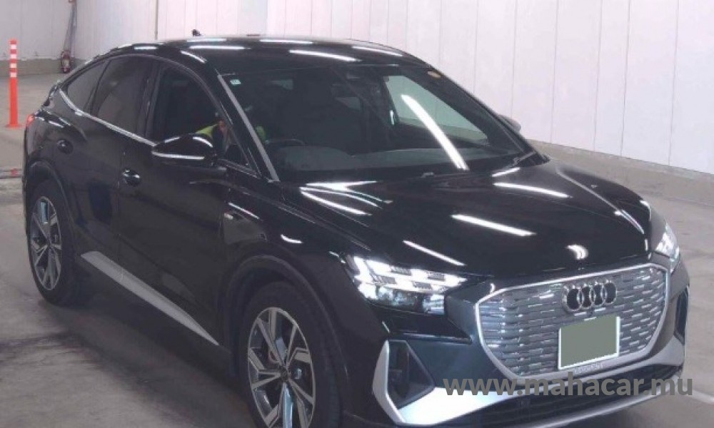 2022 AUDI Q4 photo 2