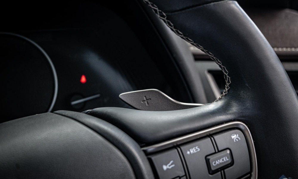 2021 LEXUS UX 300e photo 16