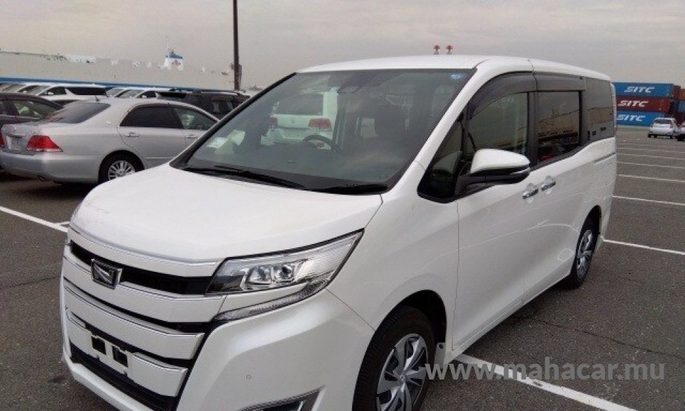 2019 Toyota Noah, Pearl White