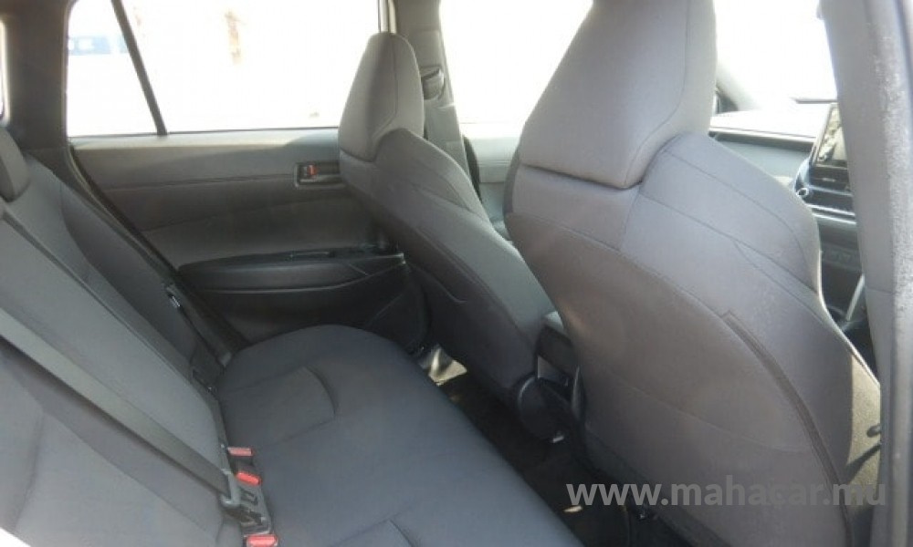 2023 Toyota COROLLA CROSS photo 17