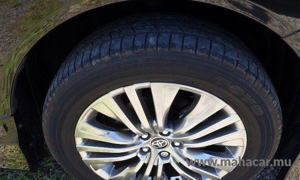2022 Toyota Harrier photo 10
