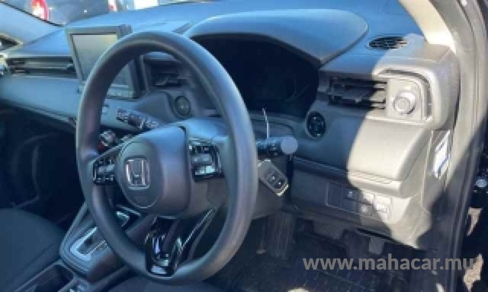 2023 Honda Vezel X Hybrid photo 6