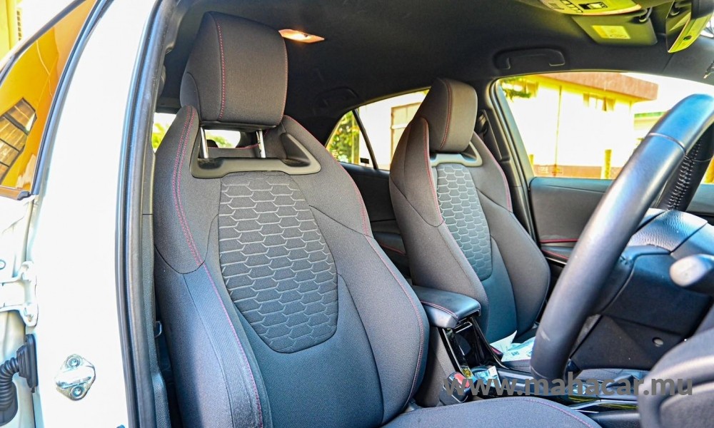 2020 Toyota Corolla photo 7