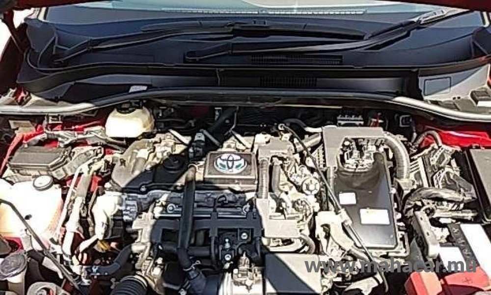 2019 Toyota CHR HYBRID photo 3