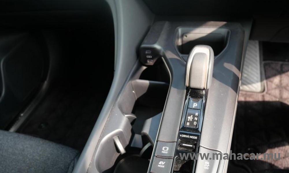 2023 Toyota Crown photo 5