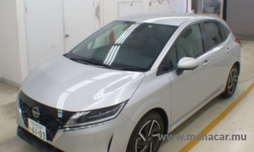 2021 Nissan NOTE E-POWER, Silver