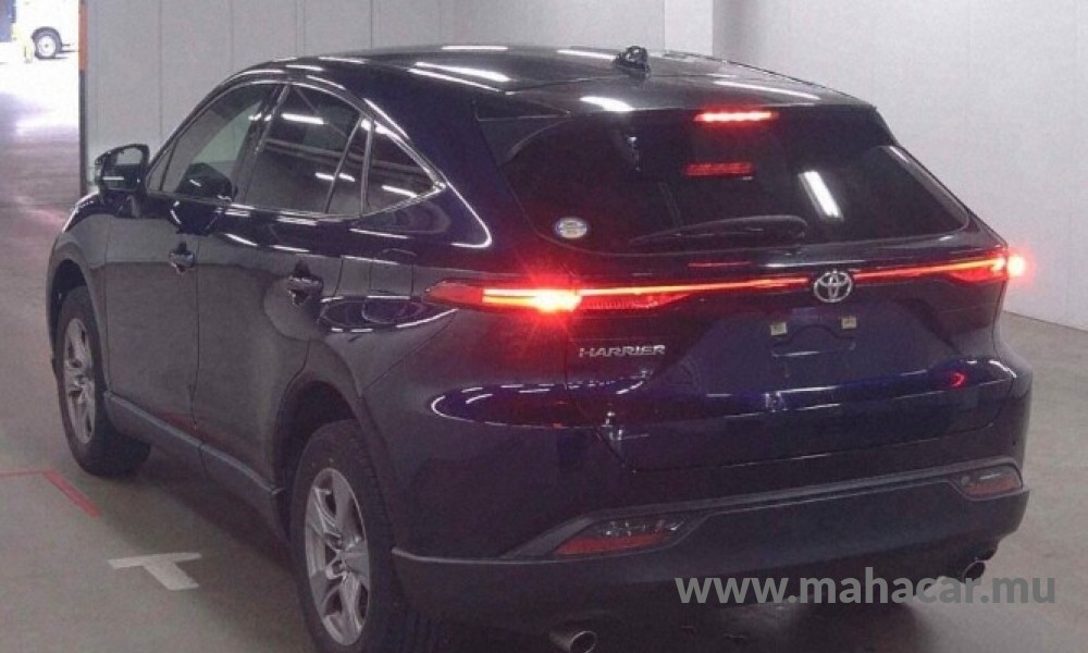 2023 Toyota Harrier photo 3